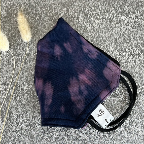 Purple bleach dyed custom 3 layer reversible face mask - Picture 1 of 13
